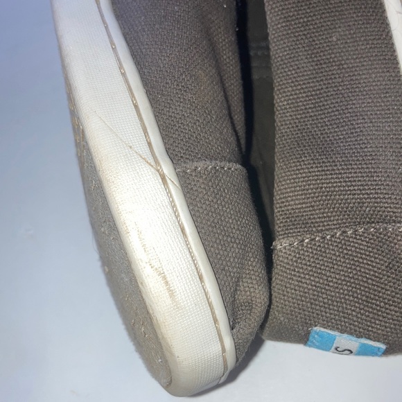 2 for $15 TOMS Shoes 2.0 Classic Alpargata Slip-On Big Kids Size 2Y Unisex - Picture 8 of 11